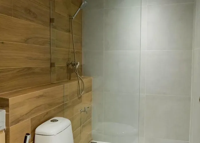 I-zen Eastville Апартаменты *